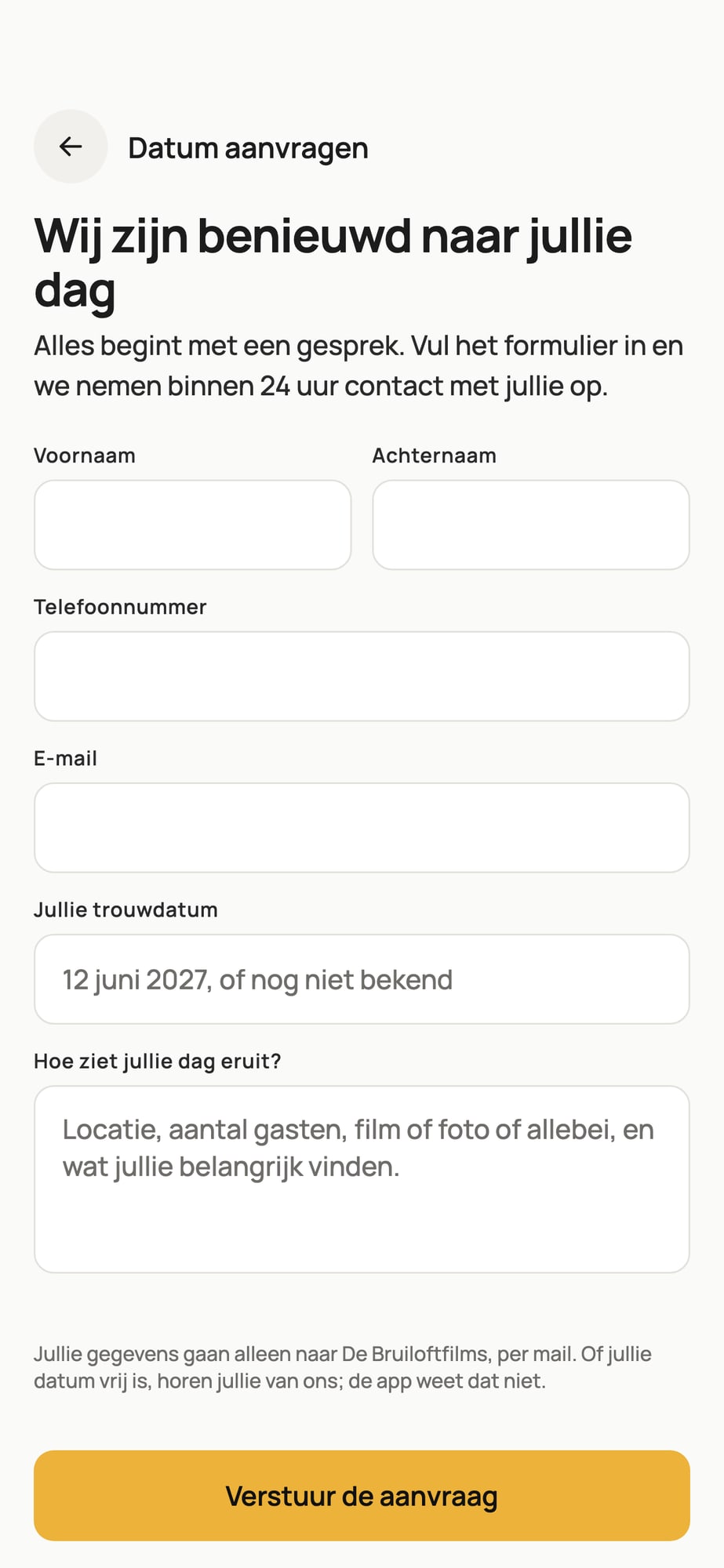 Scherm Datum aanvragen met velden voor namen, telefoon, e-mail, trouwdatum en hoe de dag eruitziet